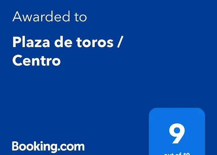 Plaza De Toros / Centro